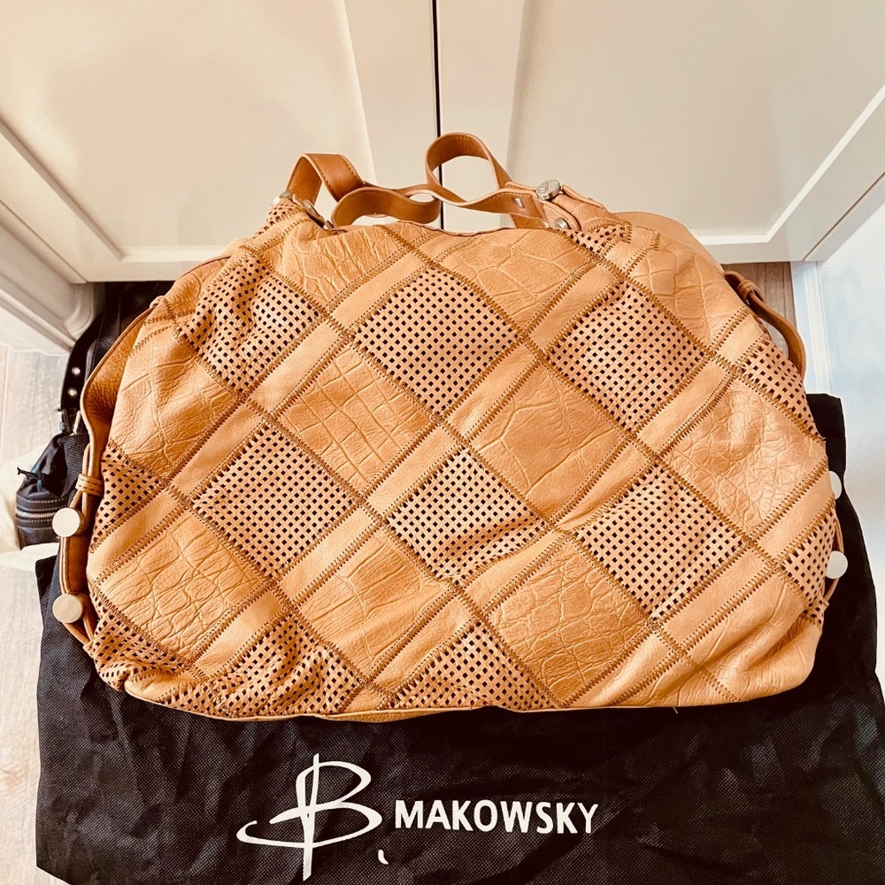 NWOT B MAKOWSKY Bohemian Slouch Leather Patchwork Bag